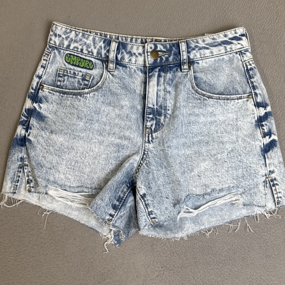 Empyre Jean Shorts Denim Cut Off Womens Size 2 Stone Wash Blue Patch 90's Vibe